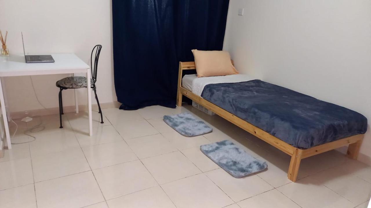 Dubai Homestay - Private Single Room Buitenkant foto
